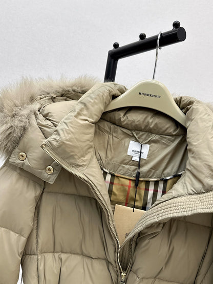 Bru 25fw Hooded slim-fit mid-length down jacket