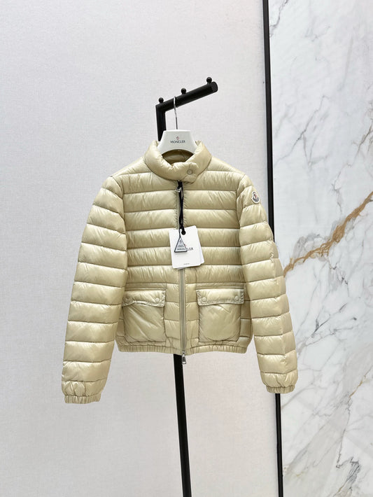 Mon 25 new short hooded down jacket