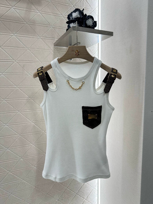 1ou 25 Leather shoulder strap with chain and cotton vest