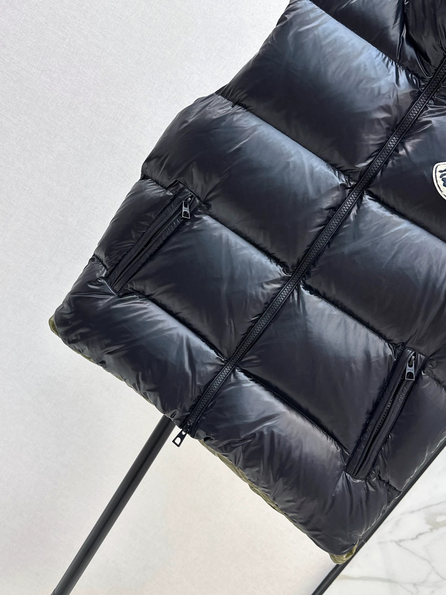 Mon 25fw stand collar down vest