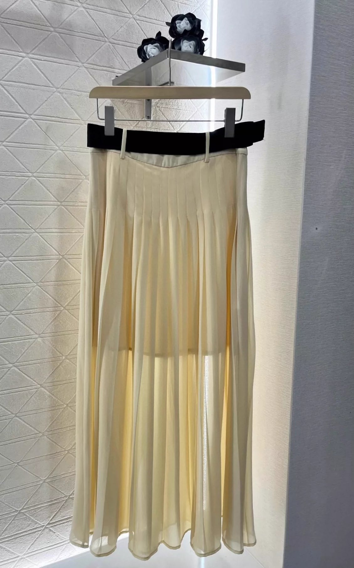 C 25 Lapel shirt pleated long skirt suit