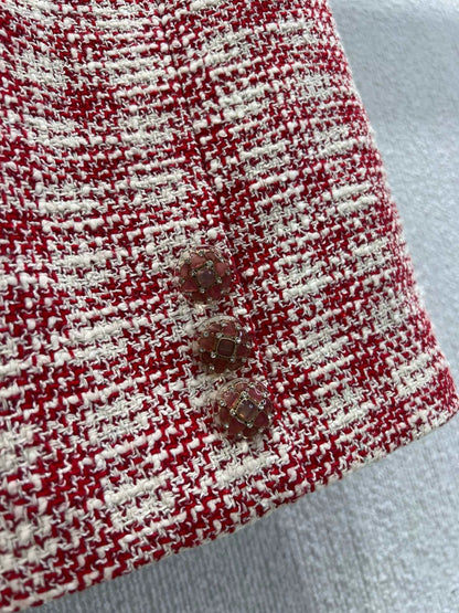 C 25 Red and white checked tweed beaded skirt