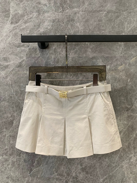 M 25 Belt skirt pleated skirt