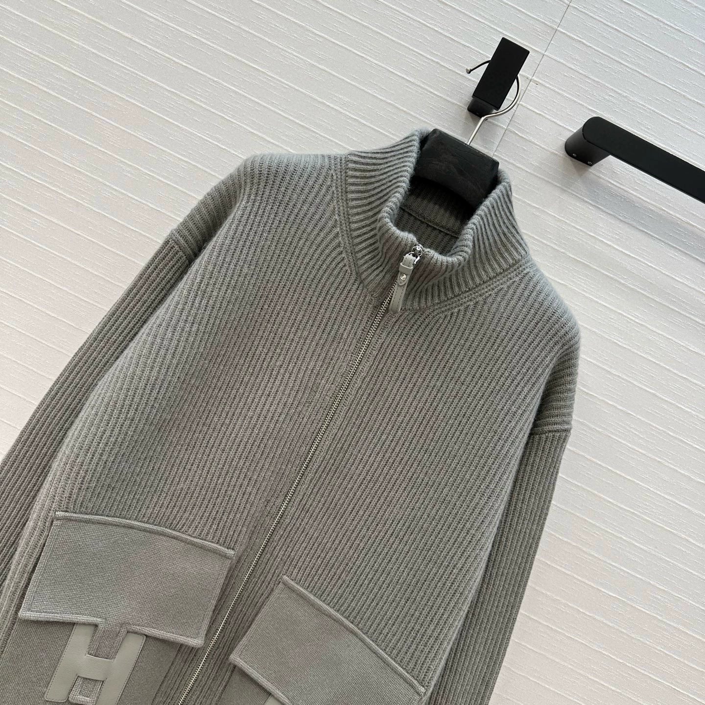 He 25 Mid-length cashmere knitted zip-up jacket(100% cashmere BROWN/GRAY)