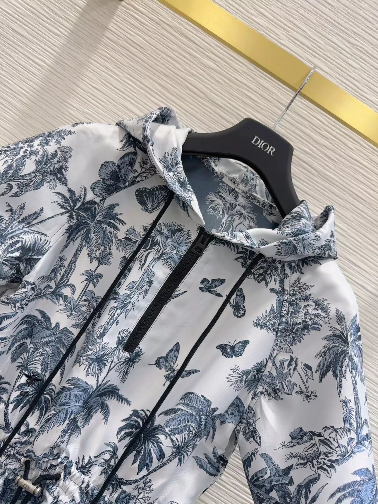 Robe imprimée à capuche et manches courtes D 25 