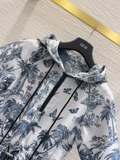 Robe imprimée à capuche et manches courtes D 25 