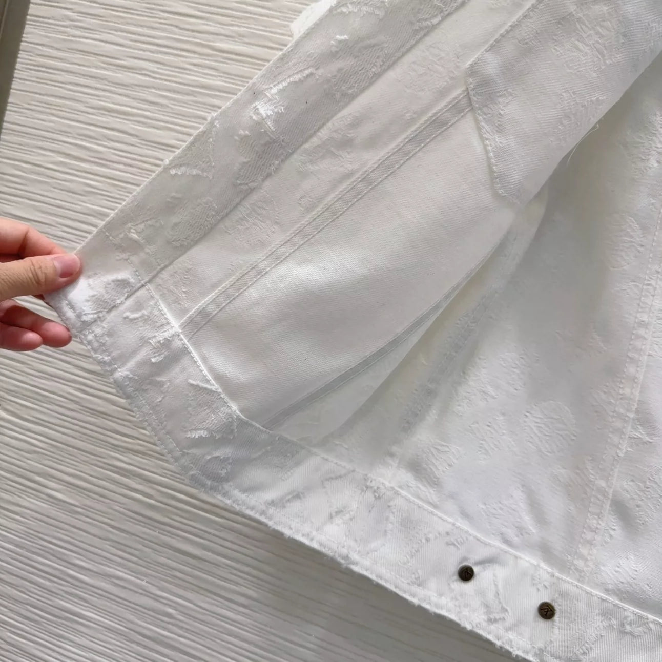 L 25 New Pocket Lapel Short Sleeve Denim Jacket