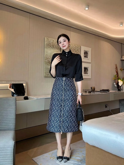 D 25 Patterned jacquard half skirt with front center zipper