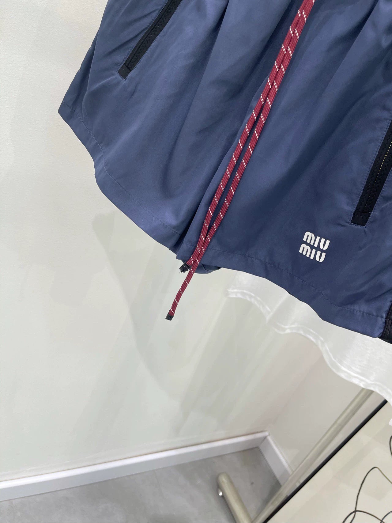 M 25 Navy blue red string sun protection casual shorts