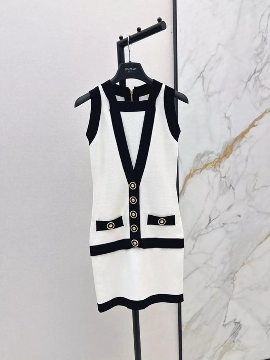 Ba 25 New color clashing buttons waisted knit dress