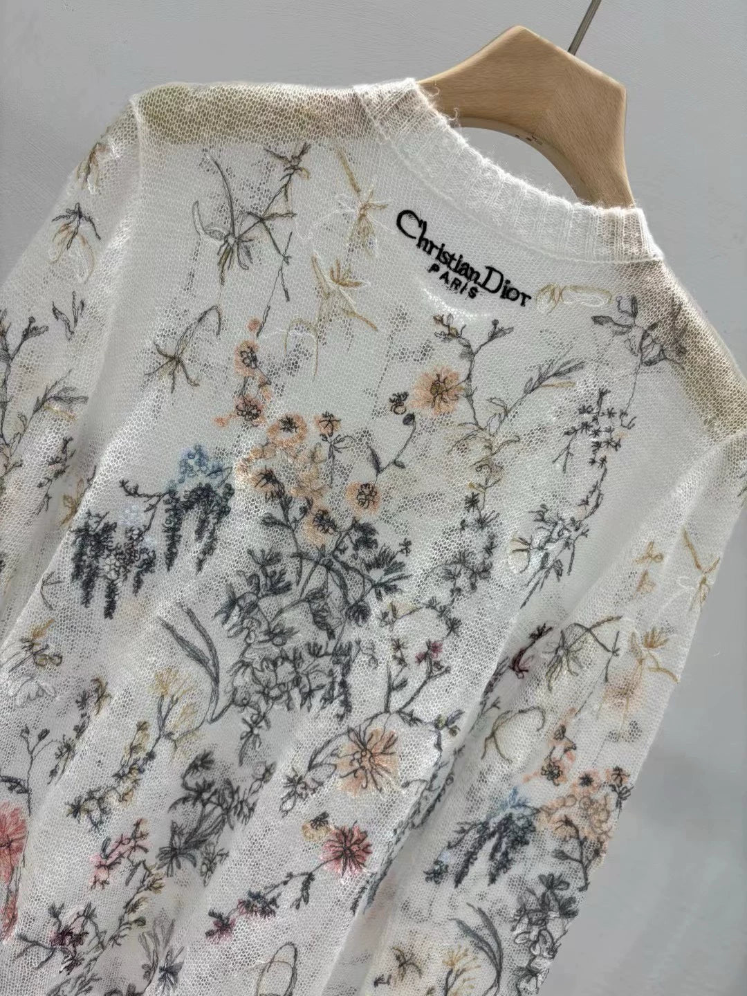 D 25 new early autumn long-sleeved sweater