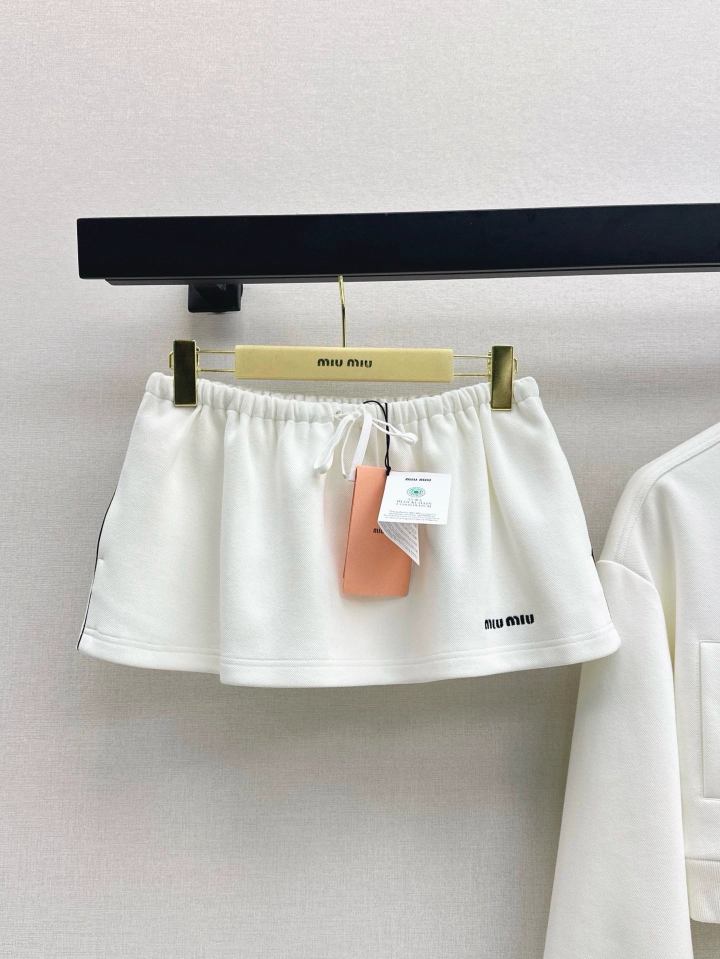 M 25 Lapel Jacket + Half Skirt