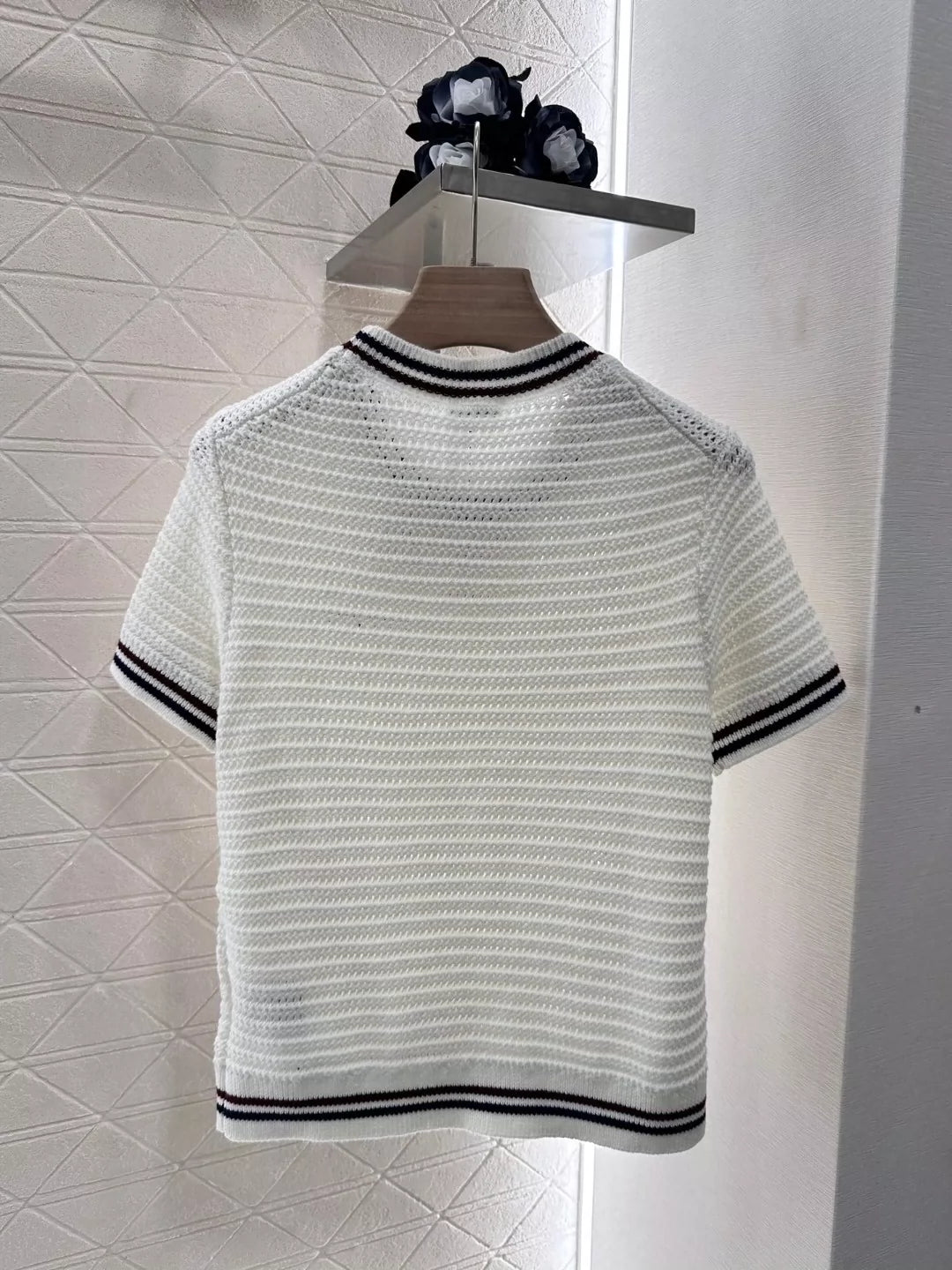 C 25 Nouveau tricot creux col rond manches courtes 