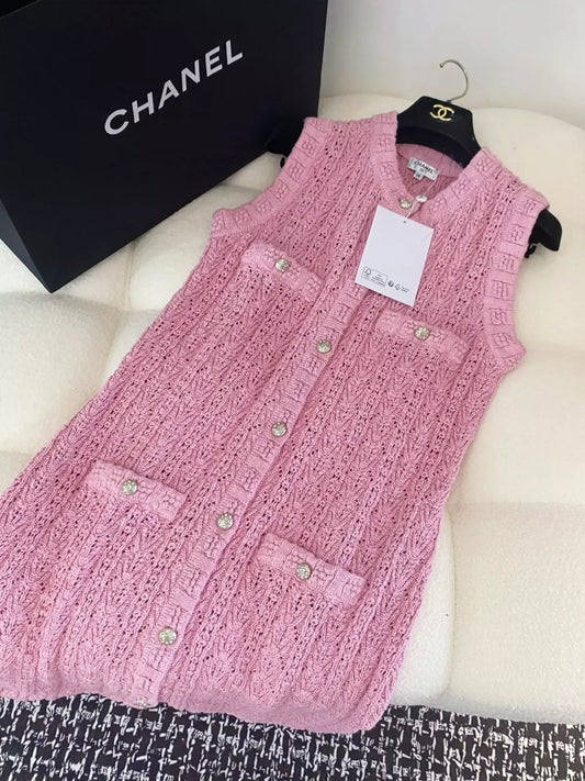C 25 new hollow single-breasted round neck sleeveless knit dress (white pink navy)