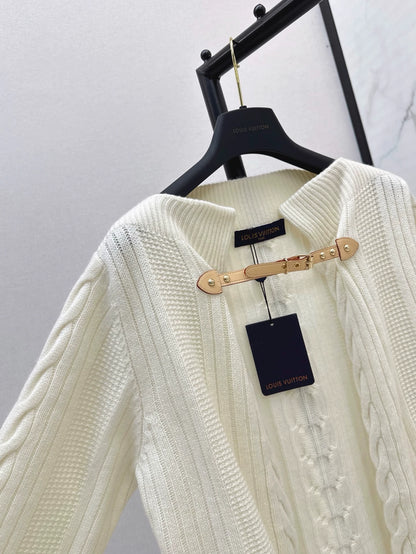 L 25 Cashmere Belted Cardigan