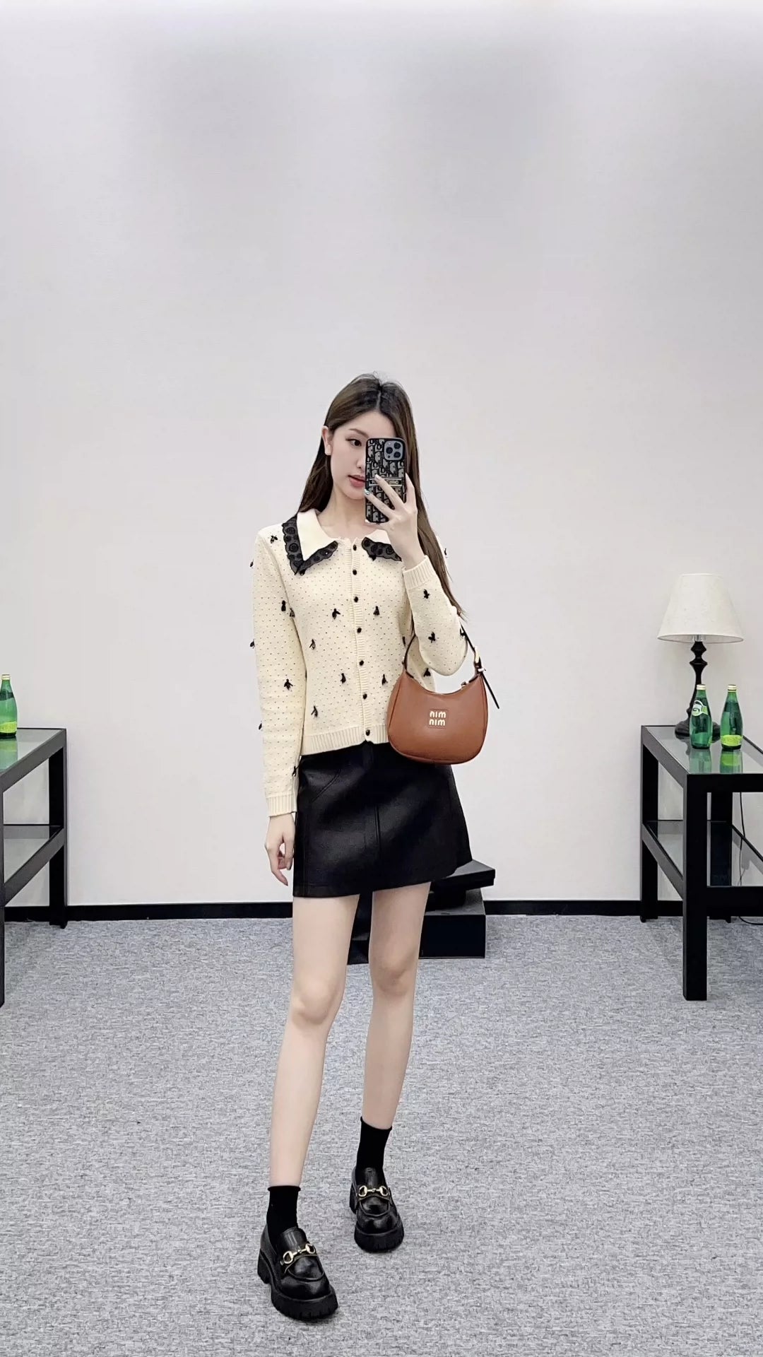 Va 25 Lapel knitted cardigan