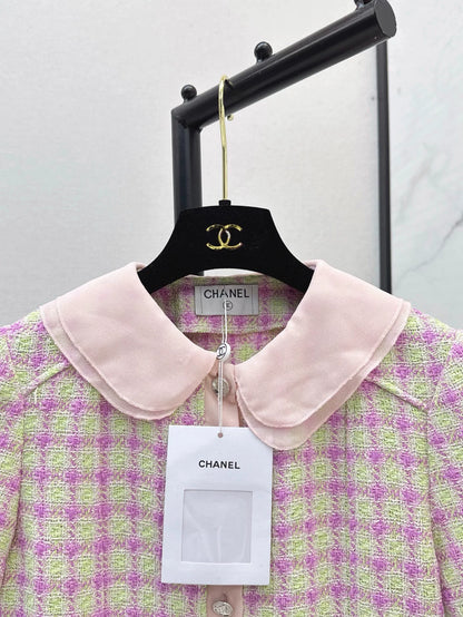 C 25 Pink short sleeves with doll collar