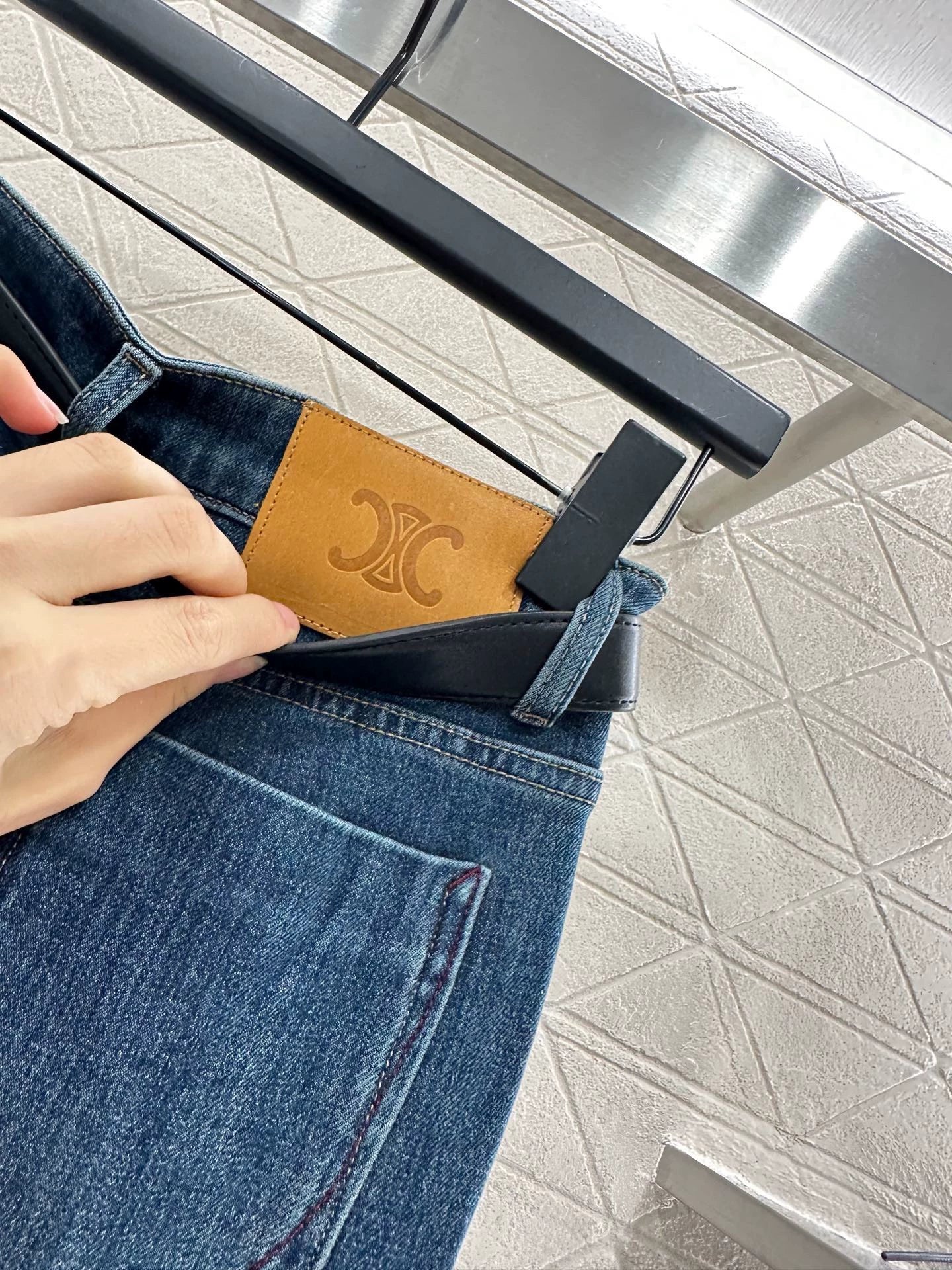Ce 25 Hourglass Vintage Jeans (with belt)