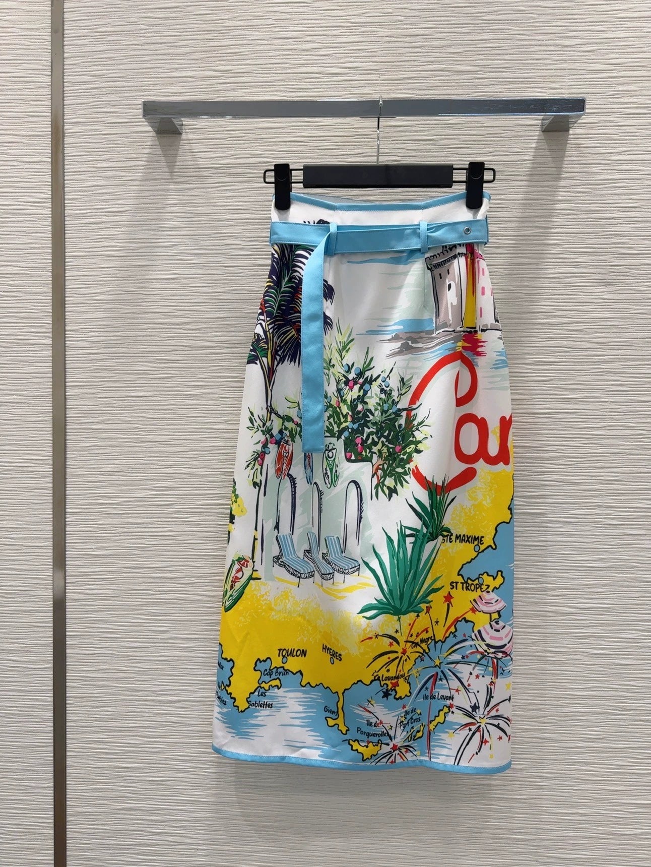 D 25 new map print belt skirt