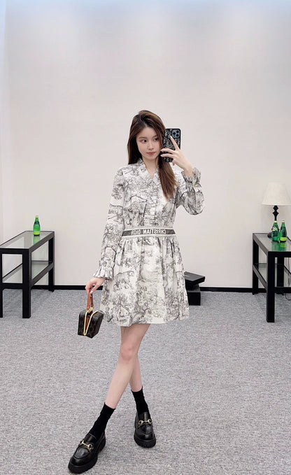 D 25 Animal jungle print accordion pleated lace dress