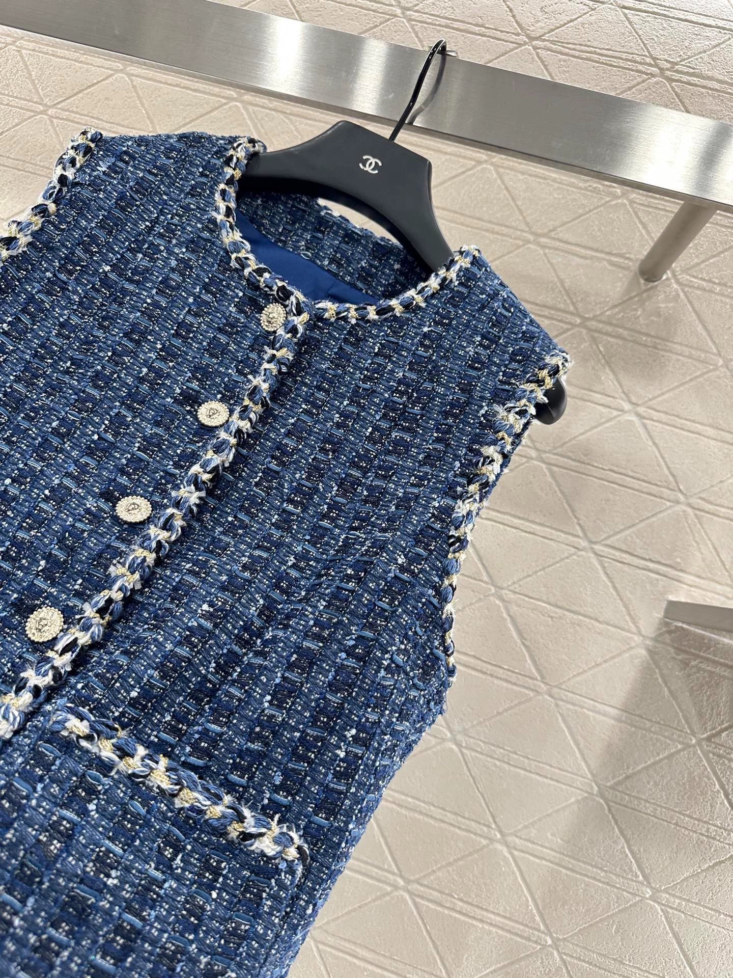 C 25fw Woven Tweed Vest
