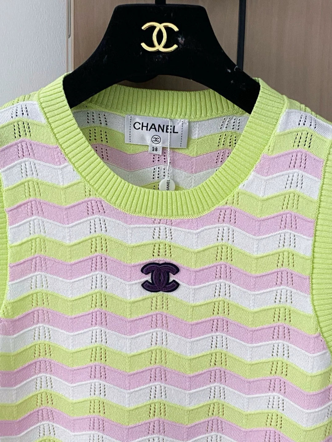 C 25 New Clashing Stripes Cutout Round Neck Sleeveless Knit Tank Top