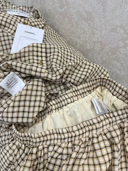 C 25 new vintage fine plaid suit