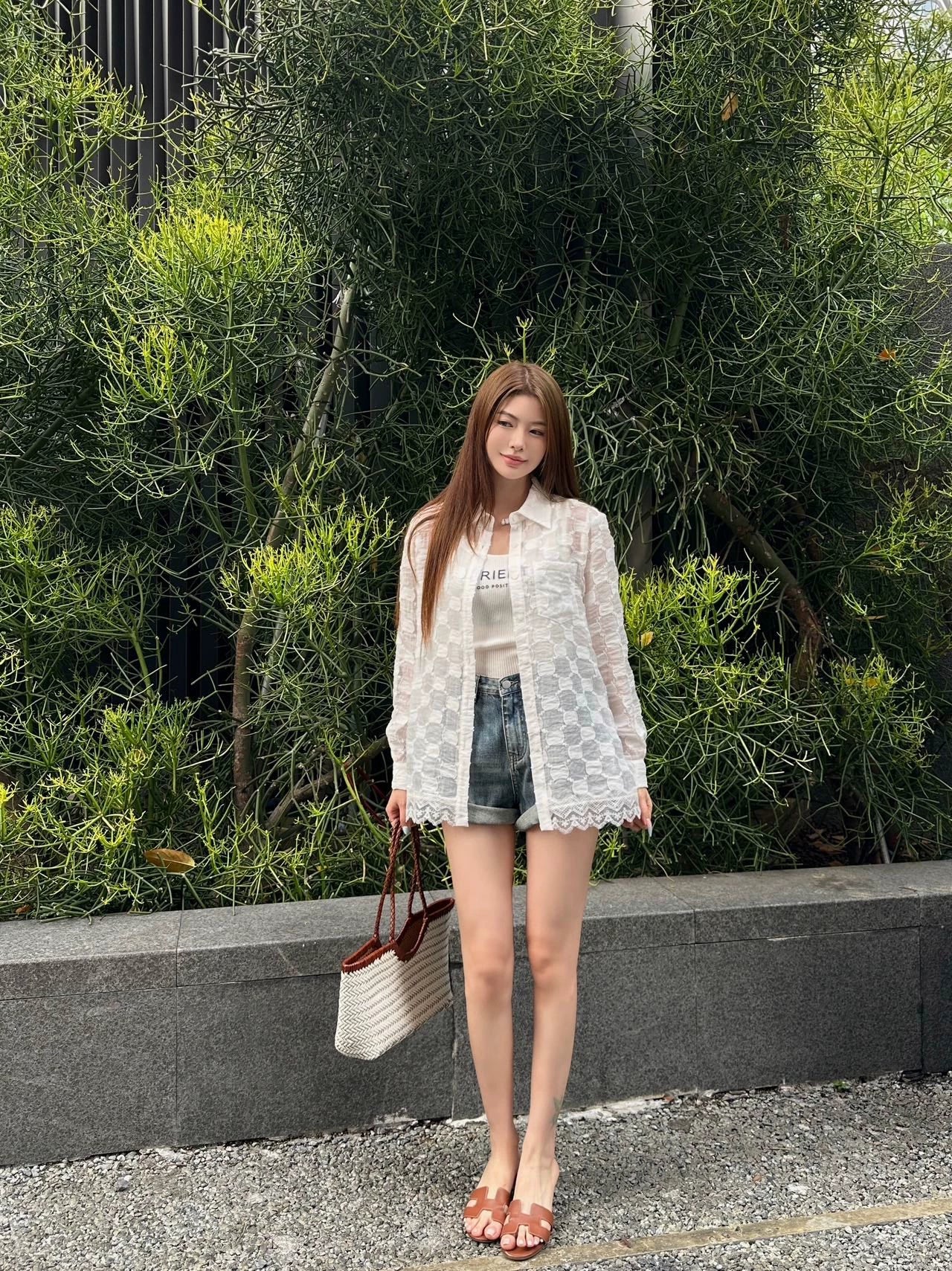 G 25 spring and summer new lace patchwork jacquard shirt（white purple）