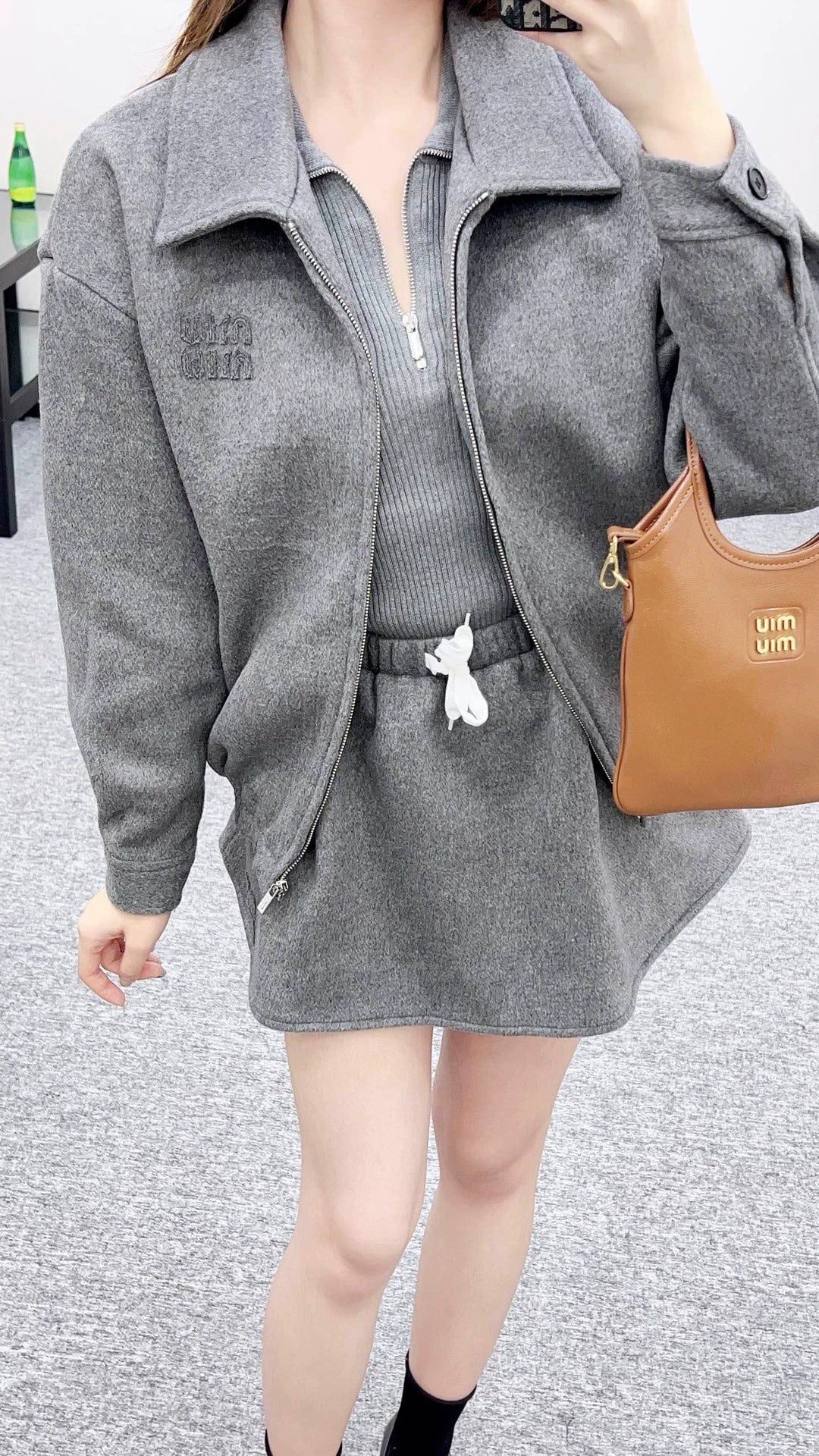 M 25 woolen coat and skirt suit