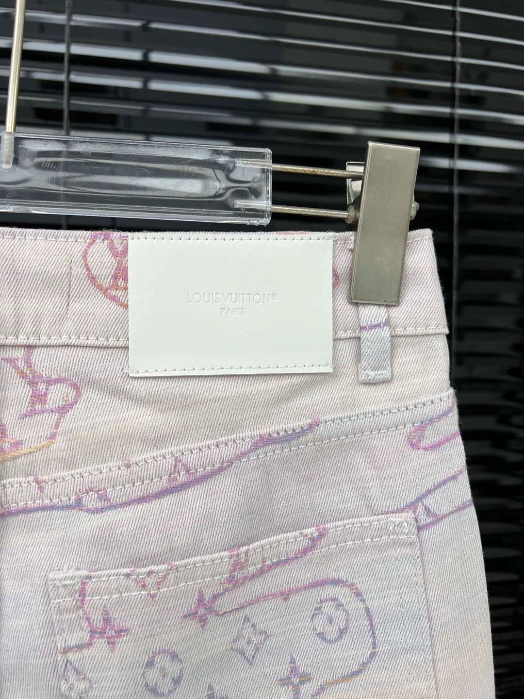 L 25 Colorful pattern jacquard denim trousers