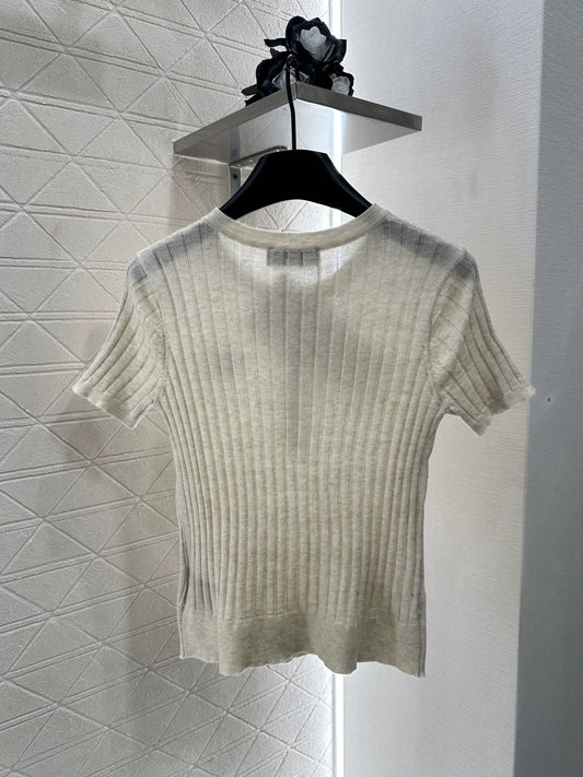 M 25 Vertical ribbed half-open placket knit short-sleeves