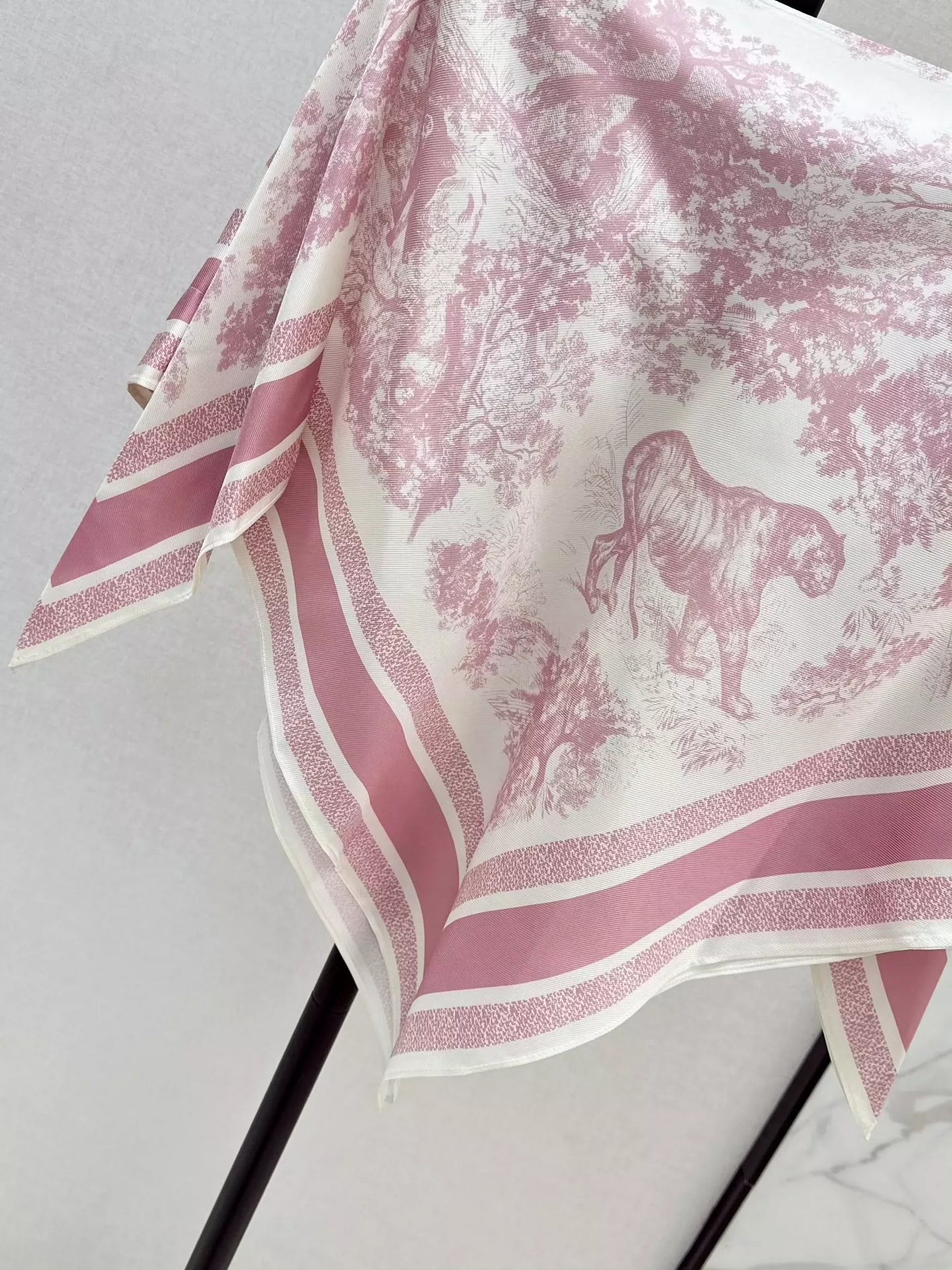 Di 25 Holiday style silk printed scarf cape cardigan