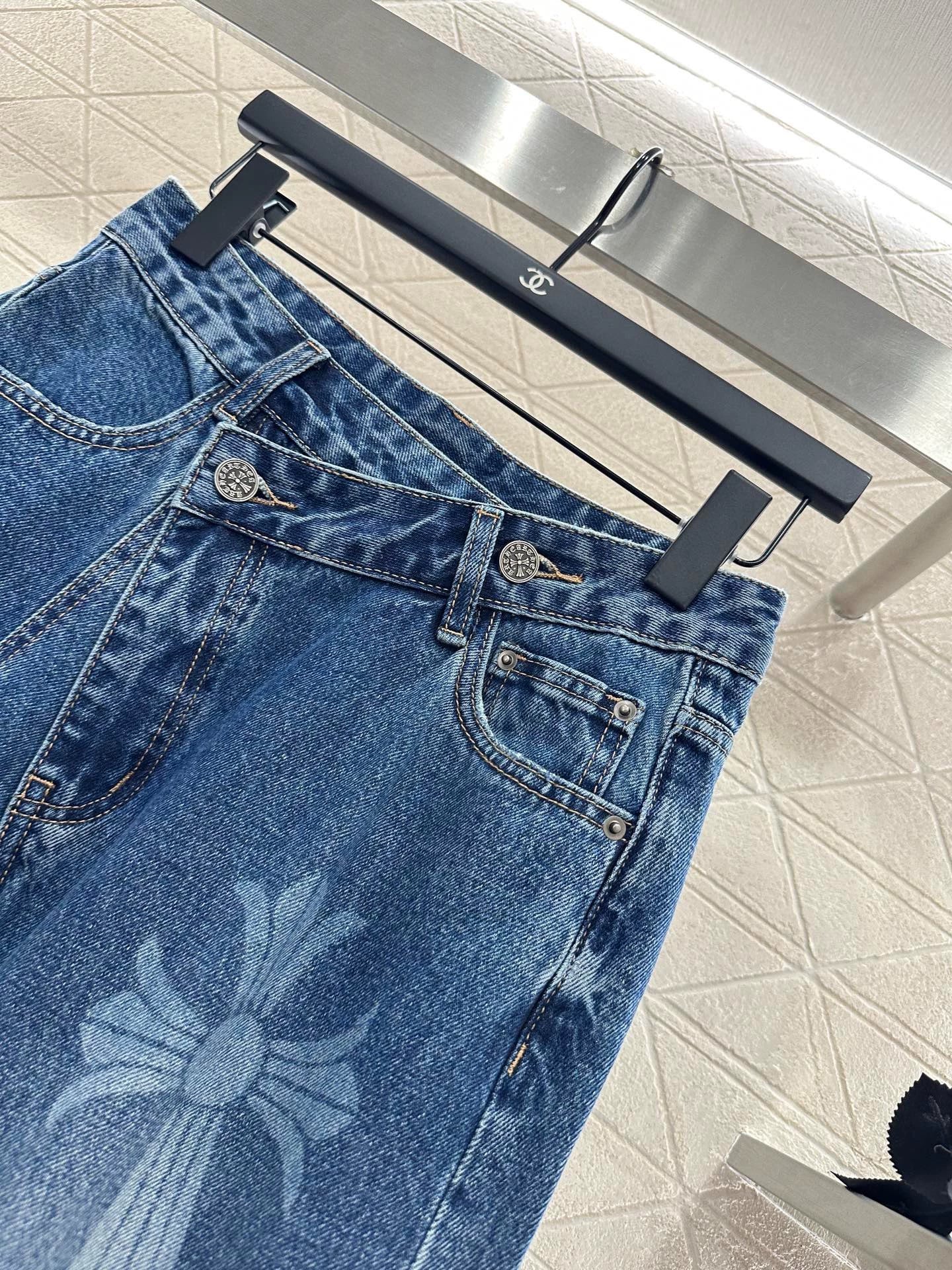 CH 25 New Cross Print Denim Pants