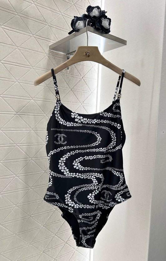 C 25 New Printed Halter Swimsuit