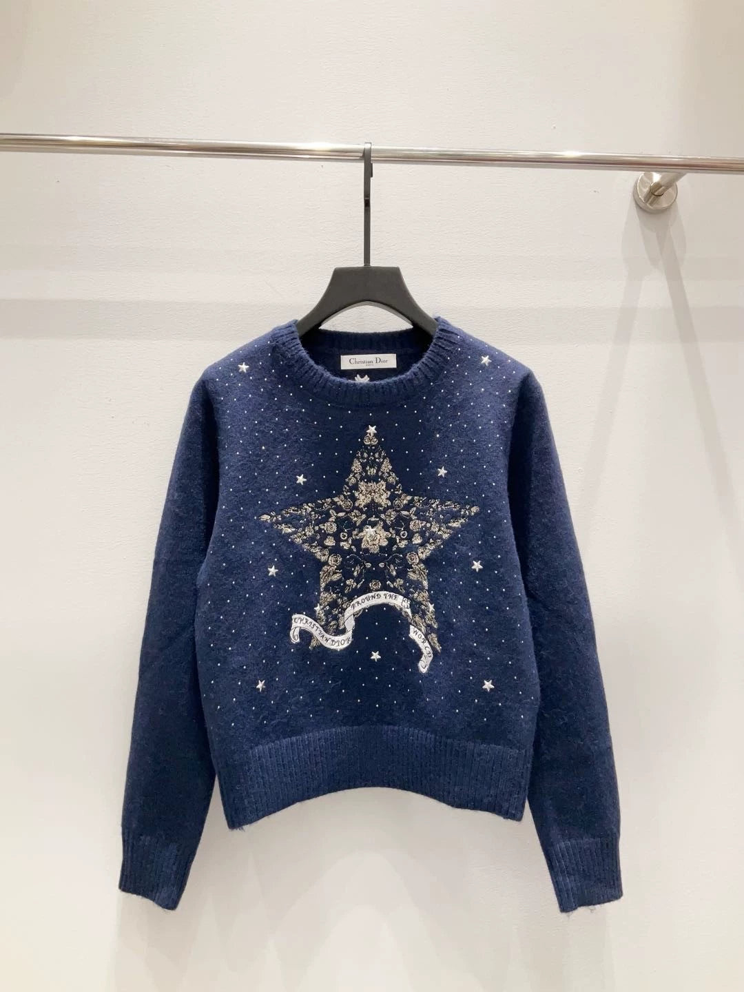 D 25 new style starry sky hot diamond five-pointed star embroidery round neck long sleeve knitted top
