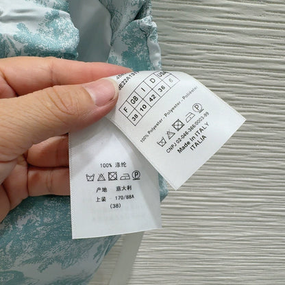 D 25 New Animal Jungle Printed Button Down Dress Pants