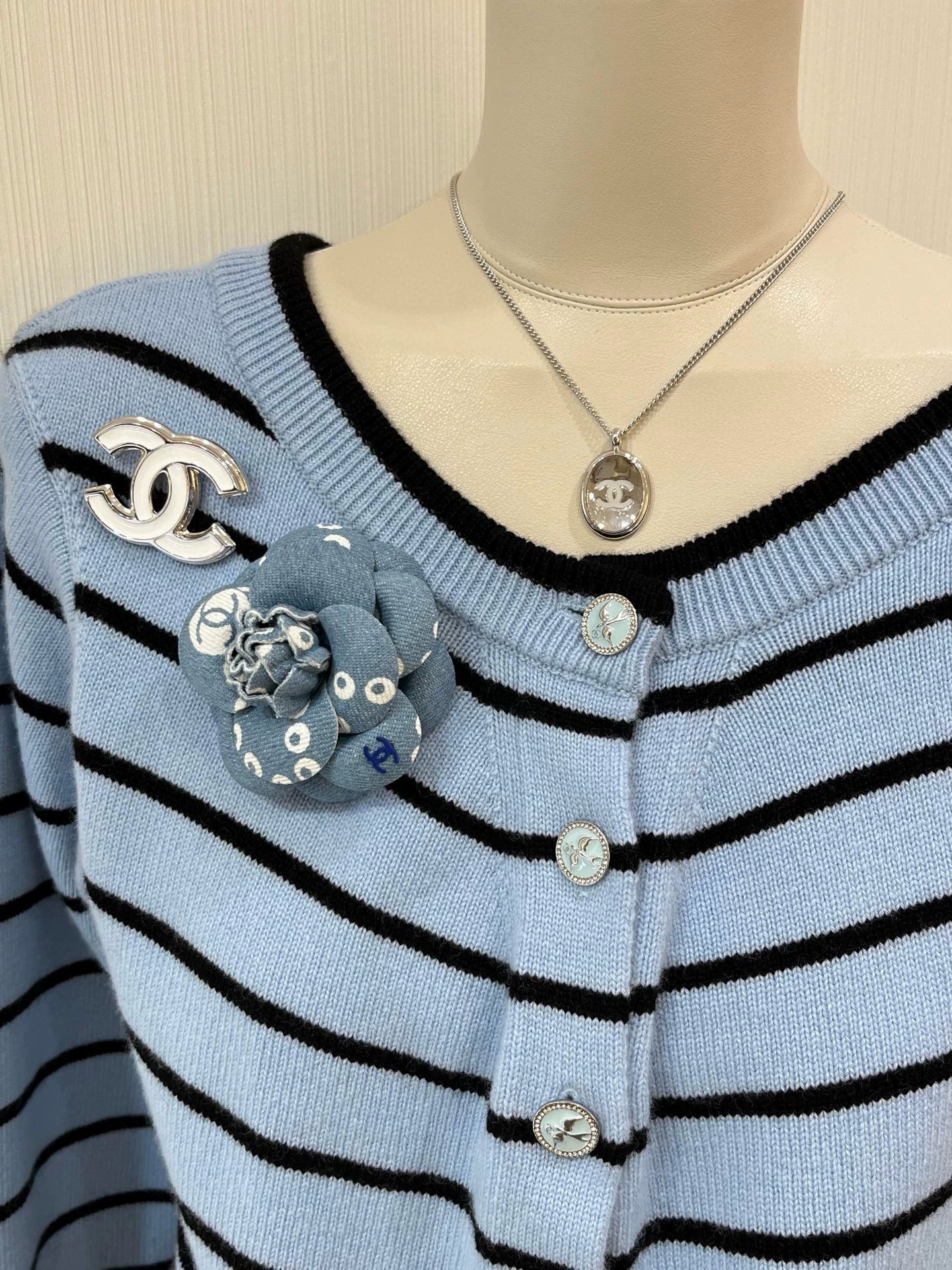 C 25 White Enamel Double C Mirrored Oval Button Necklace