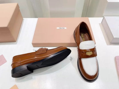 M 25 Classic Loafers Series [Horizontal Strap Coin Buckle Loafers]