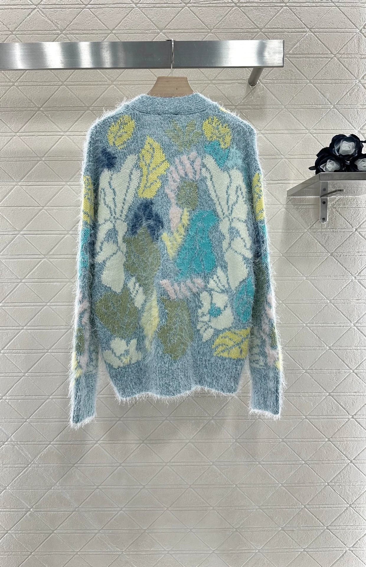C 25 Seahorse fur cardigan and skirt set