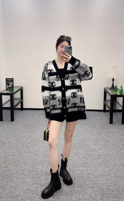 C 25 Letter jacquard V-neck knitted wool and cashmere cardigan