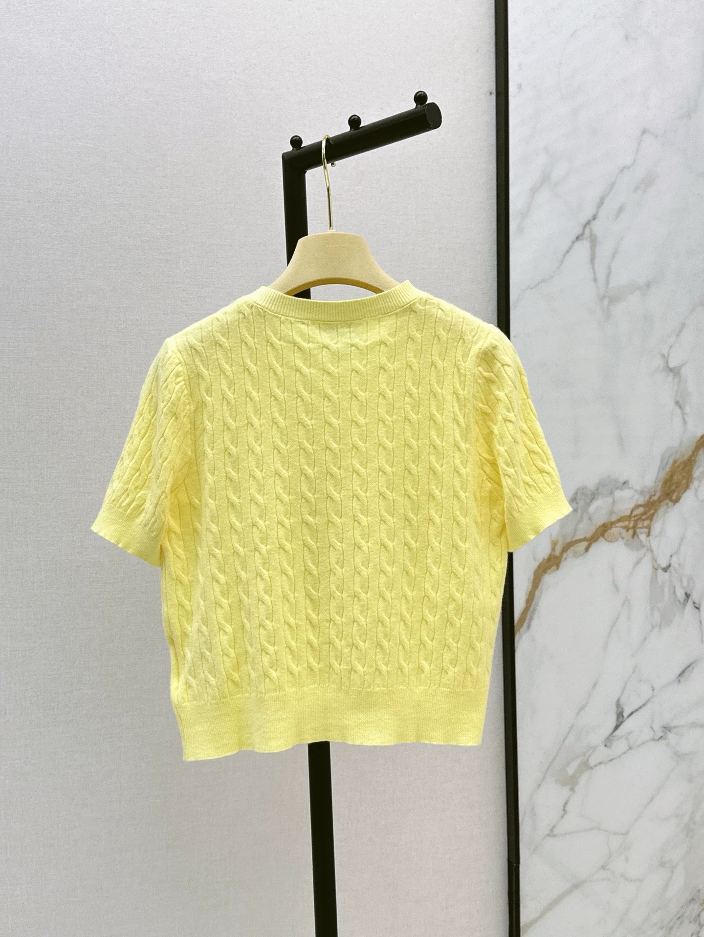 M 25 Spring and Summer New Ageing Style Knitted Short Sleeve