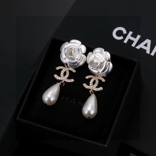25 Summer new double C camellia pearl with diamond earrings