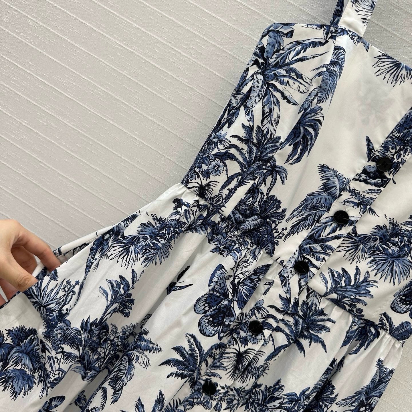 D 25 Spring/Summer New Printed Halter Sheath Waist Dresses