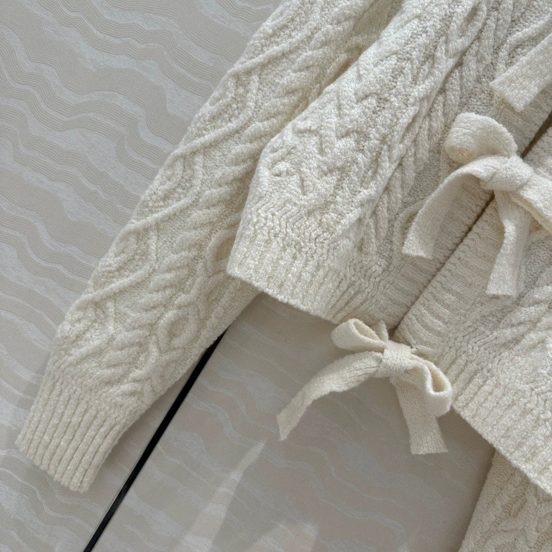 C 24 Ski Collection Bow Tie Cardigan