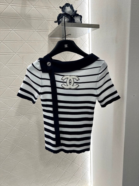 C 25 Off-shoulder lapel, ribbon, slim-fit knitted short sleeves