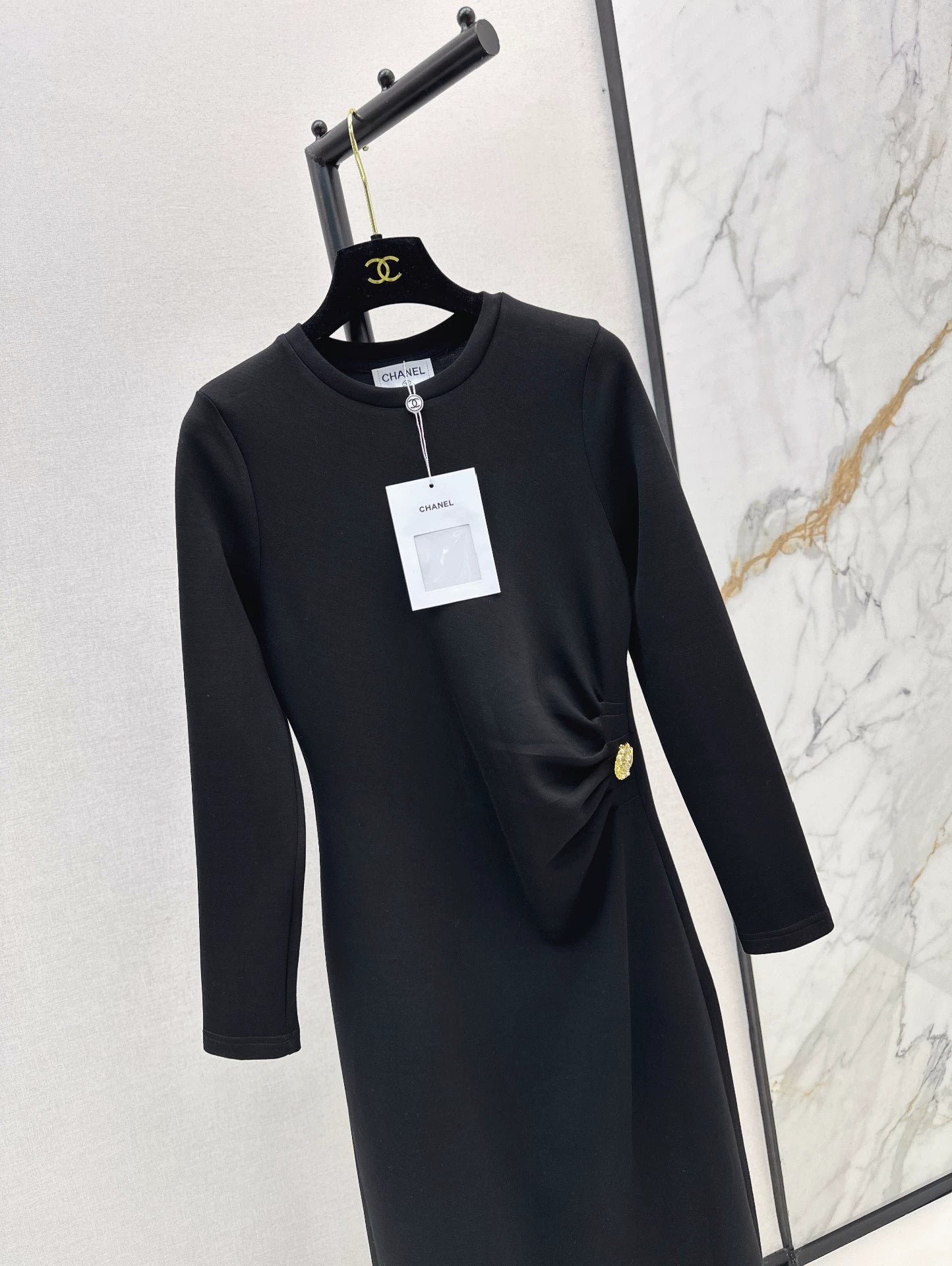 LOR 25fw Long waist-cinching dress