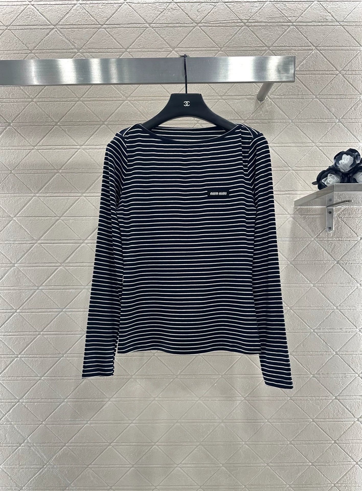 Mi 25 Slim-fit striped bottoming shirt