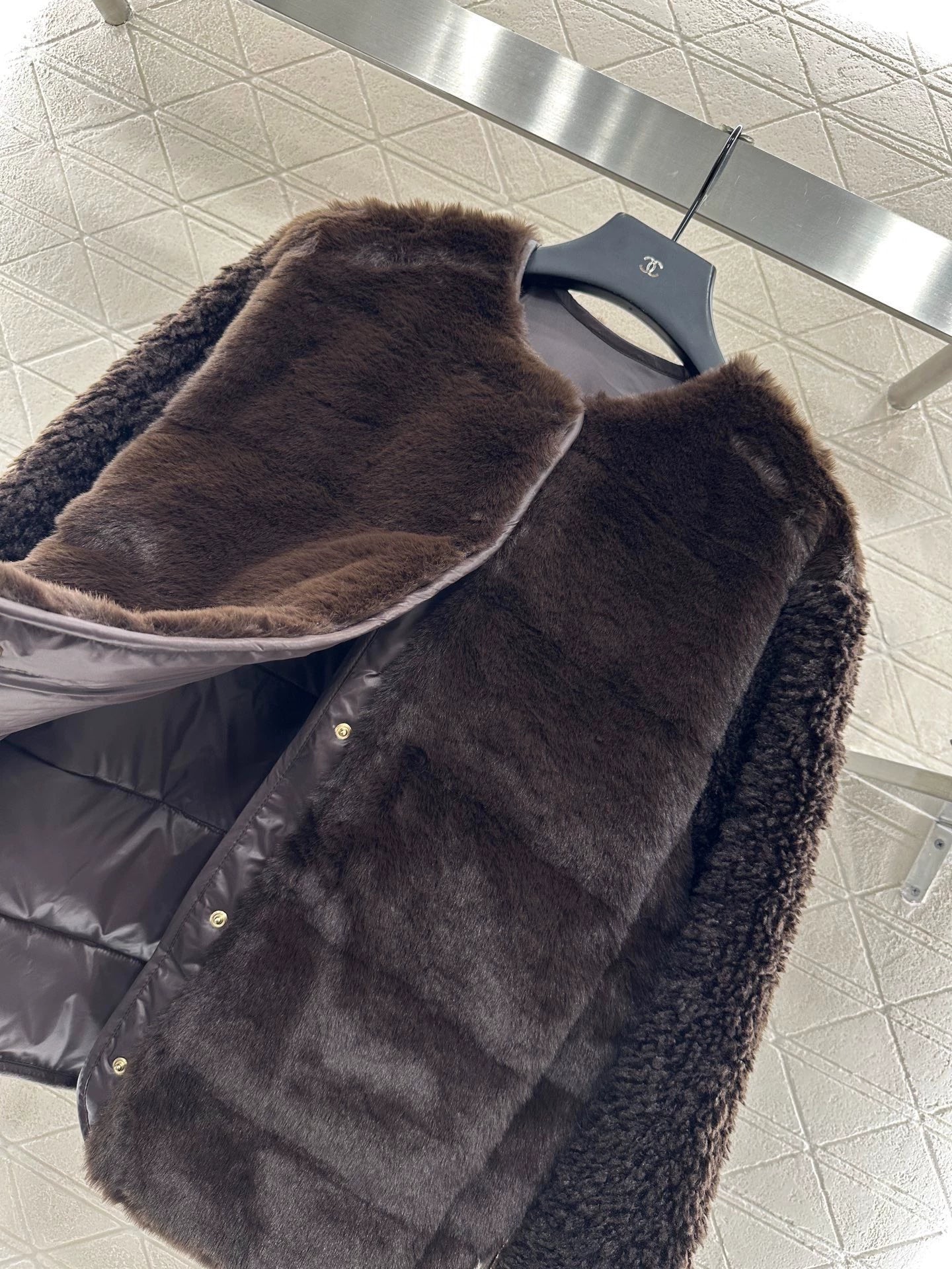 Mon 25 Teddy Plush Snap Button Down Jacket