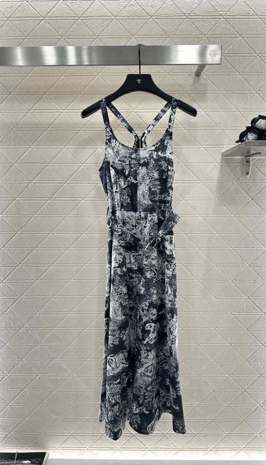 D 25 Belt-printed slip dress