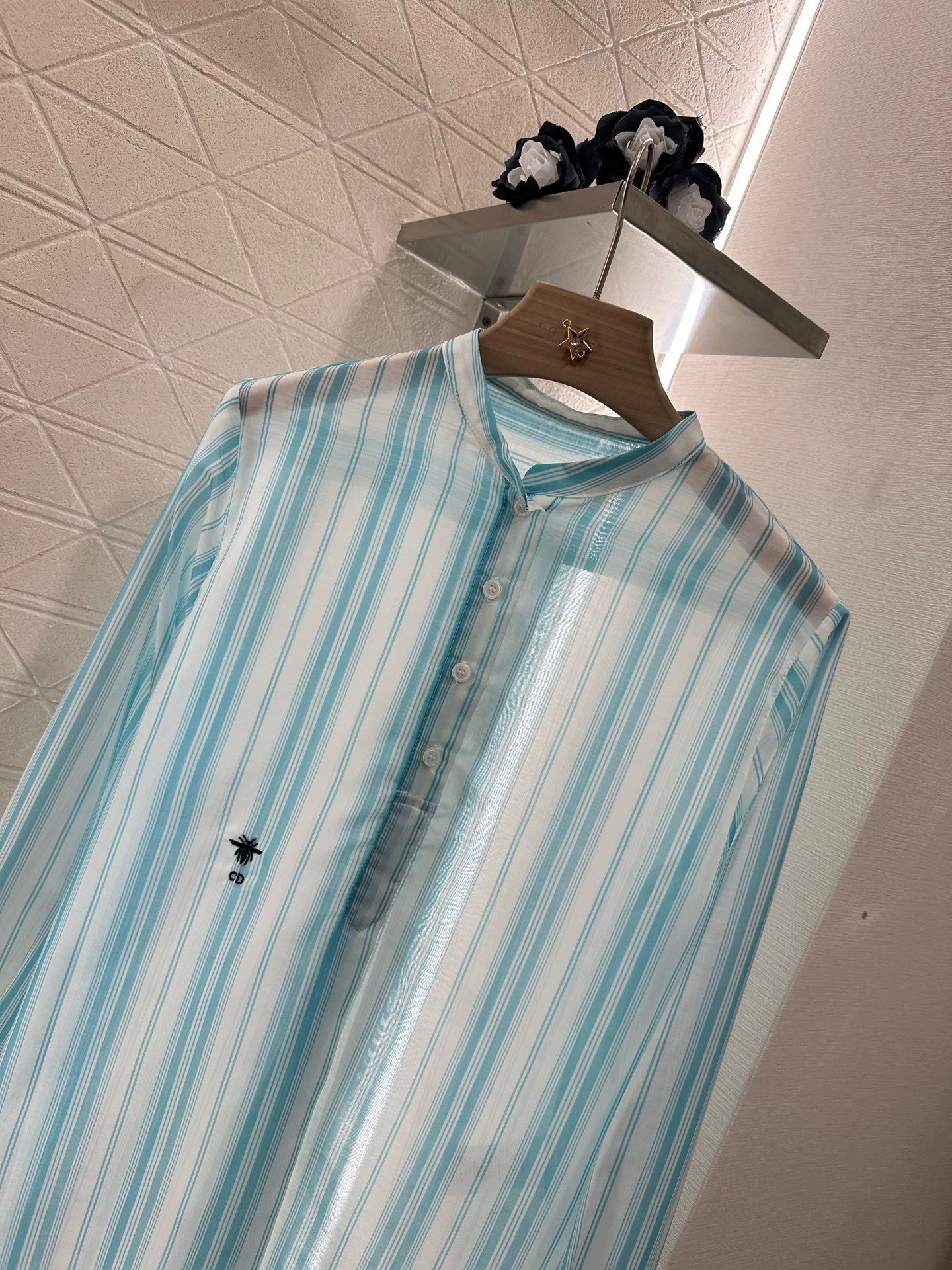 D 25 New Products Striped Embroidered Shirt with Collar